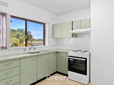 11 / 38 West Pde, West Ryde