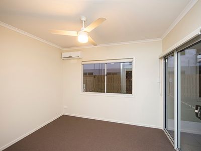 24 / 1 Collins Lane, Kin Kora