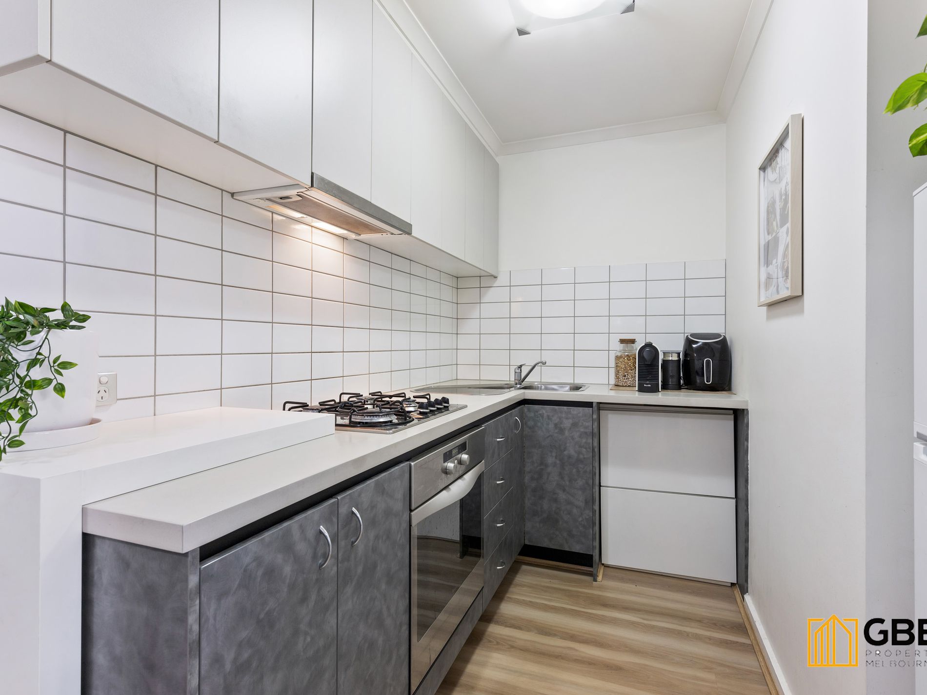 219 / 118 Dudley Street, West Melbourne