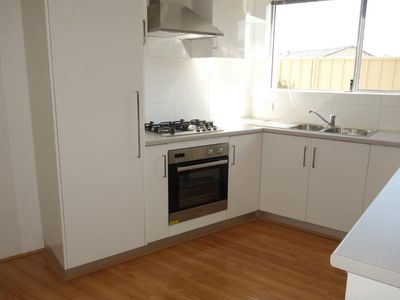 9B Gibb Crescent, Westminster