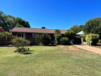 38 Bonner Crescent, Dubbo
