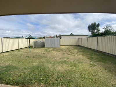 5 David Place, Kingaroy