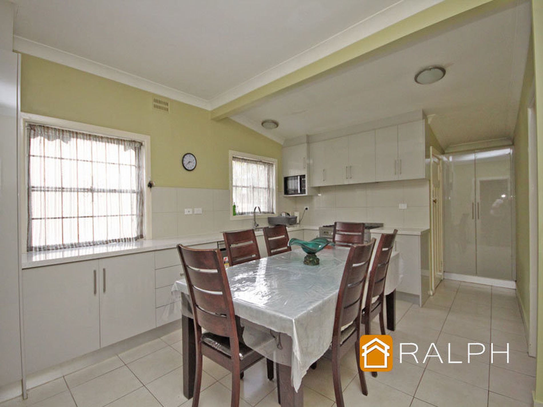 64 Canarys Road, Roselands