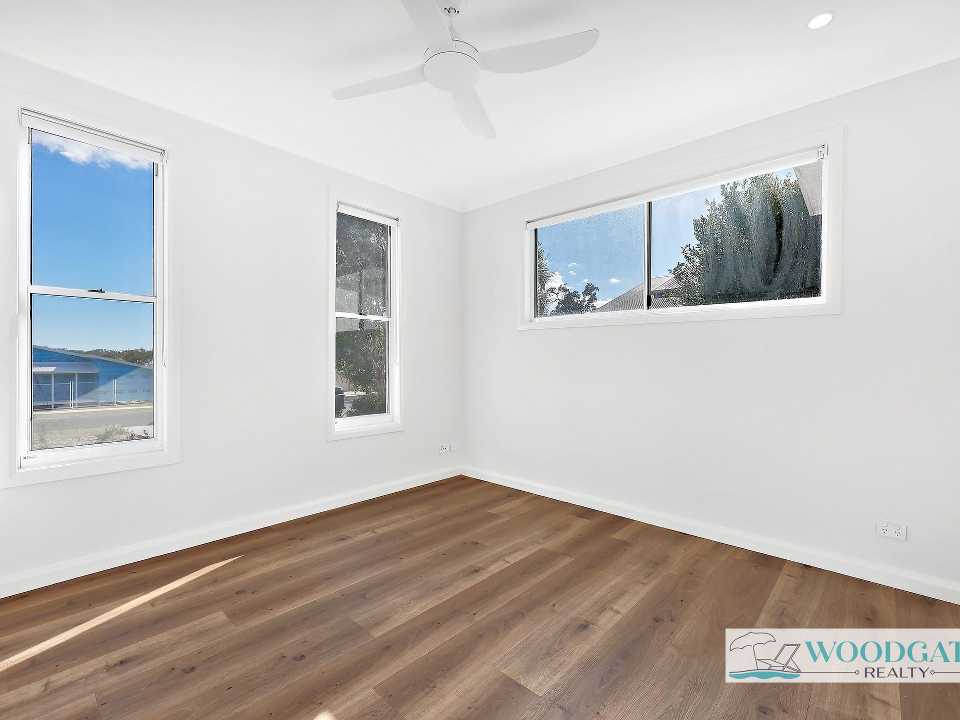 5 OCEAN VIEW DRIVE, Woodgate