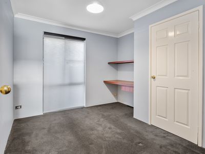 18 Robertson Street, West Lamington