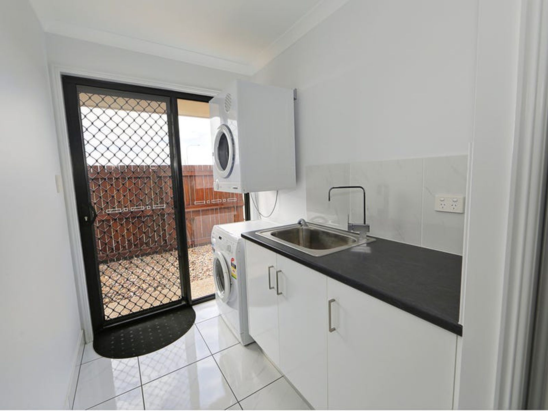 14 Whipbird Ct, Woodgate