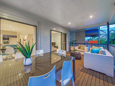 52 Moreton Av, Wynnum