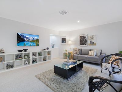 22 Balnaves Place, Mitchelton