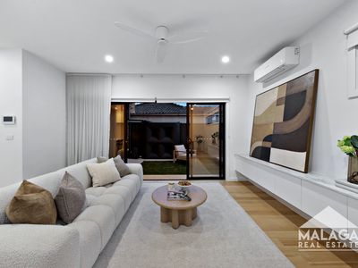1 / 4 Mansfield Avenue, Sunshine North