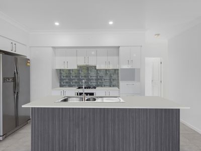 15 Lysaght Drive, Pimpama
