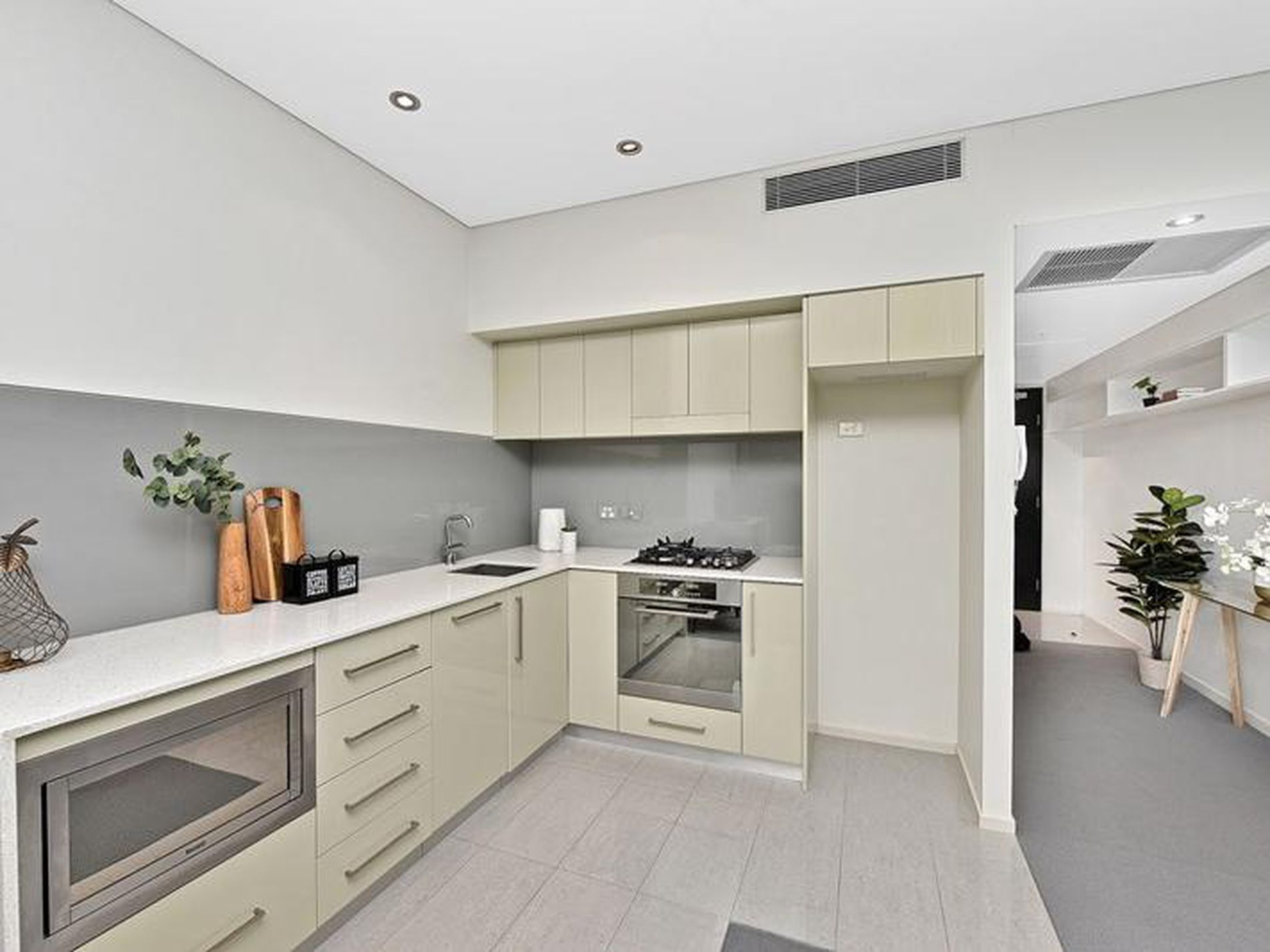 608 / 710-722 George Street, Sydney