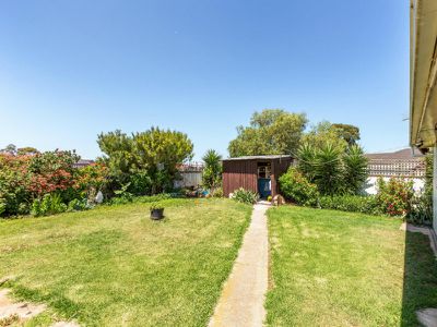 10 Centenary Crescent, Werribee