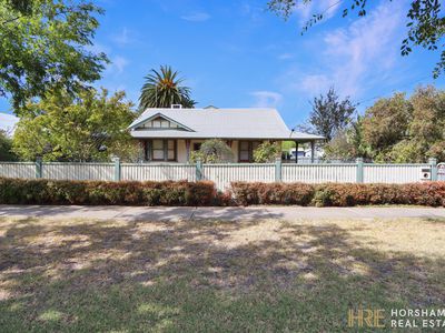 14 Bowden Street, Horsham