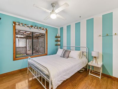 17 Admella Drive, Beachport