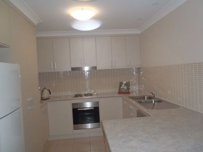 4 / 5 John Brass Court, Dubbo
