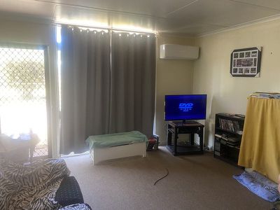 3 / 4 Booth Street, Kingaroy
