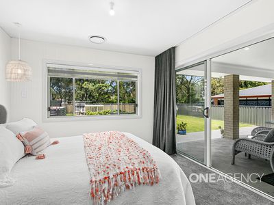 14 The Esplanade, Oak Flats