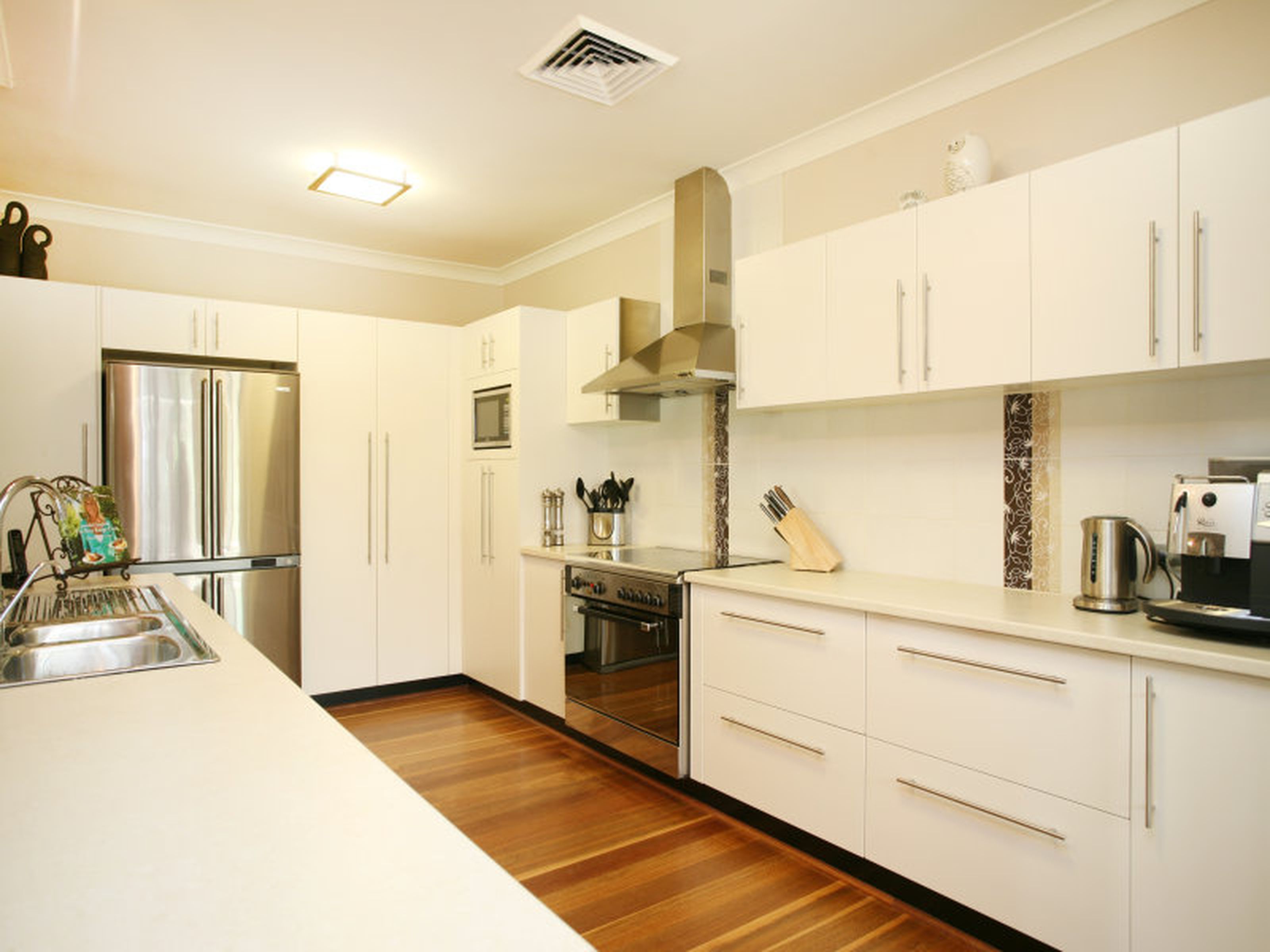 5 Parry Way, GLENMORE PARK