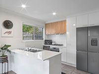 8 / 20 Eminence Lane, Bridgeman Downs