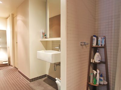 201V / 162 Albert Street, East Melbourne