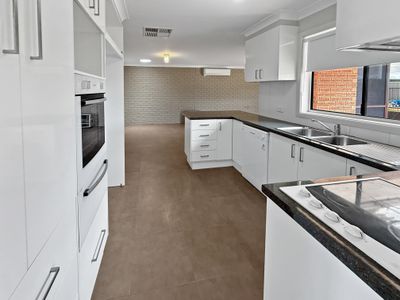 208 Farnell Street, Forbes