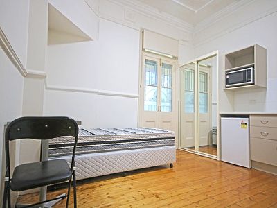 4 / 12 The Boulevarde, Lakemba