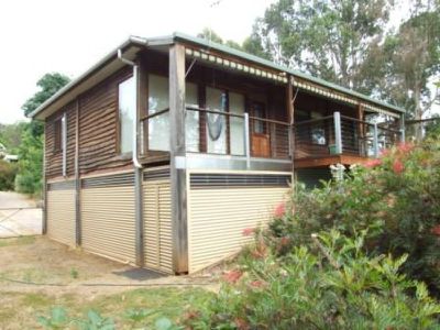 1 Braeside Court, Tawonga South
