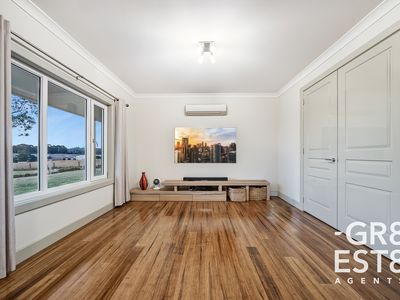 11 Horswood Road, Narre Warren North