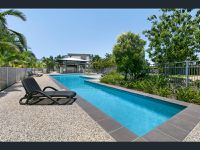 46 / 10 Grand Pde , Kawana Island