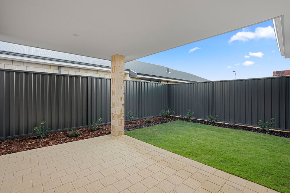 4 Lustre Rd, Baldivis