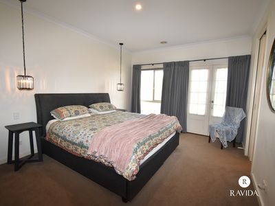 13 Pin Oak, Wangaratta