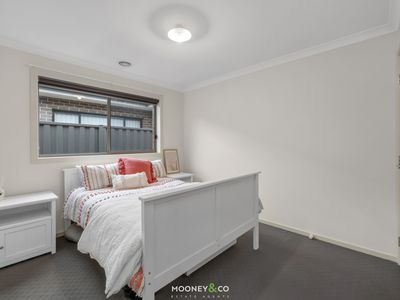 7 Pettigrew Street, Cranbourne East