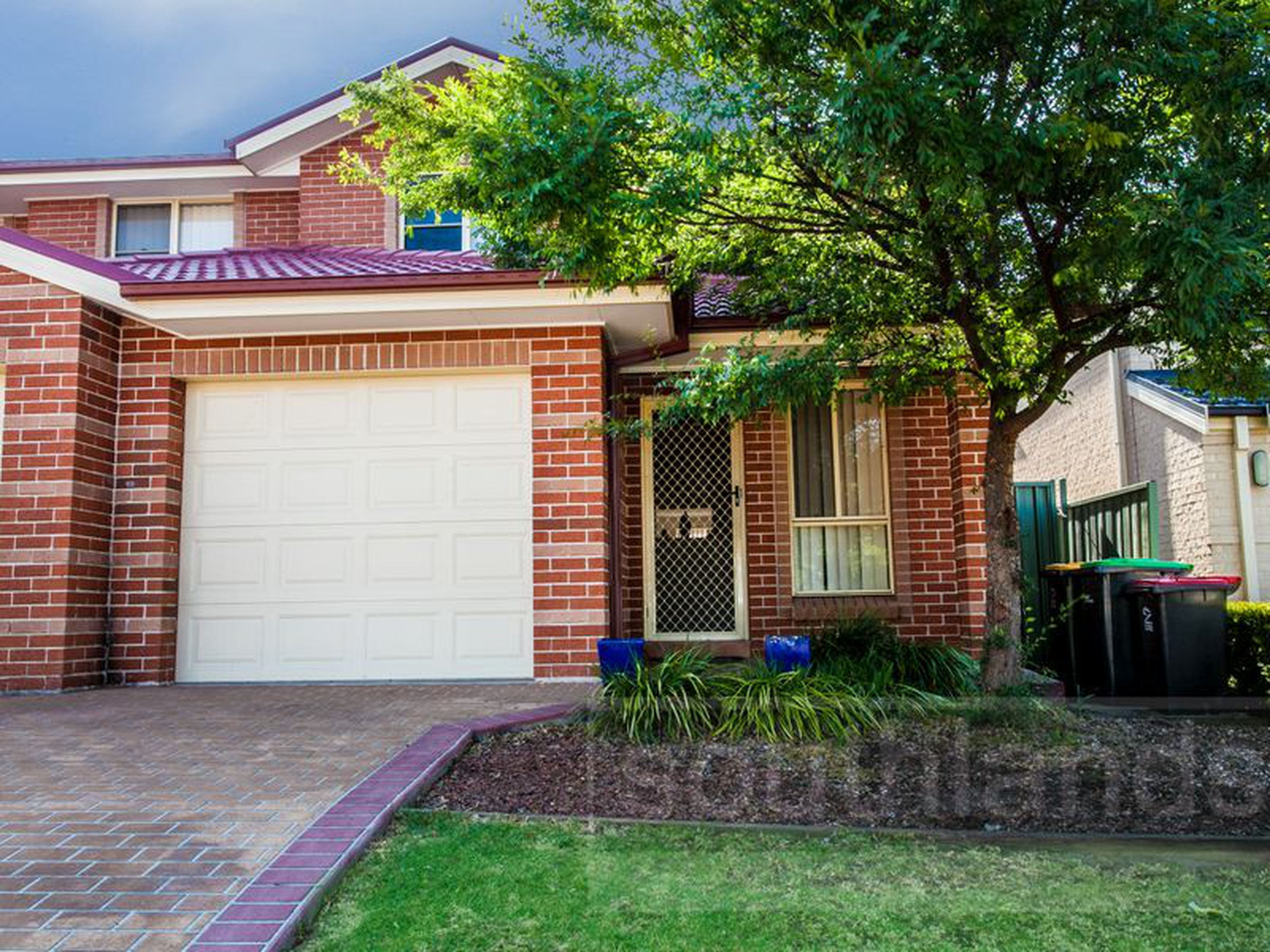15B Tarrabundi Drive, GLENMORE PARK