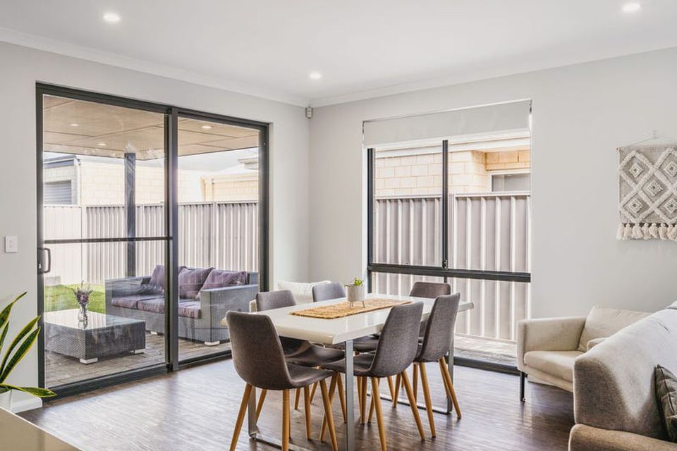 12 Pennant Boulevard , Geographe