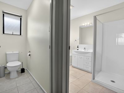 10 Aitkenhead Court, Parakai, Helensville