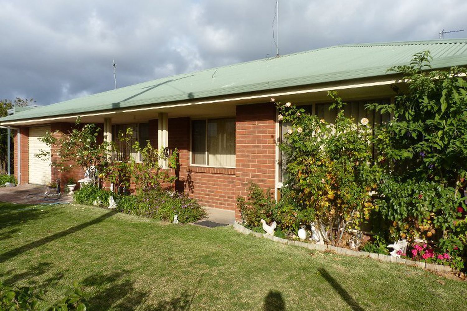 2 Mary Street, Horsham