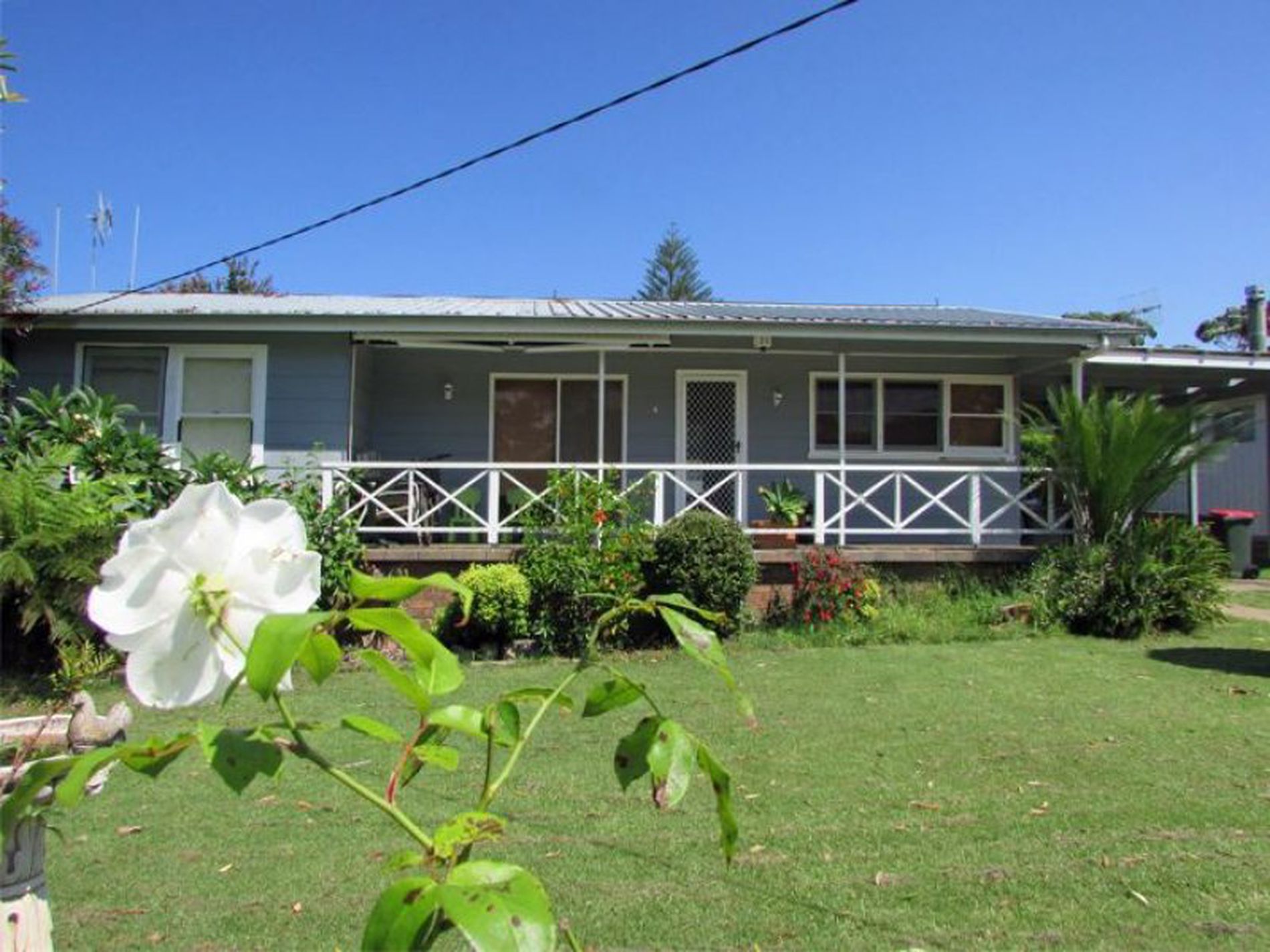 6 Edwin Avenue, Lake Conjola