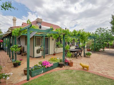 84 Varden Street, Piccadilly