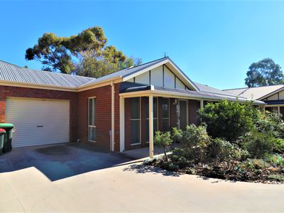 2 / 83 Wellington Street, Kerang