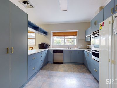 134 Baird Drive, Dubbo