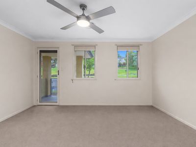 16 Jason Court, Glendale