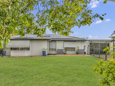 5 Parwan Close, Riverhills