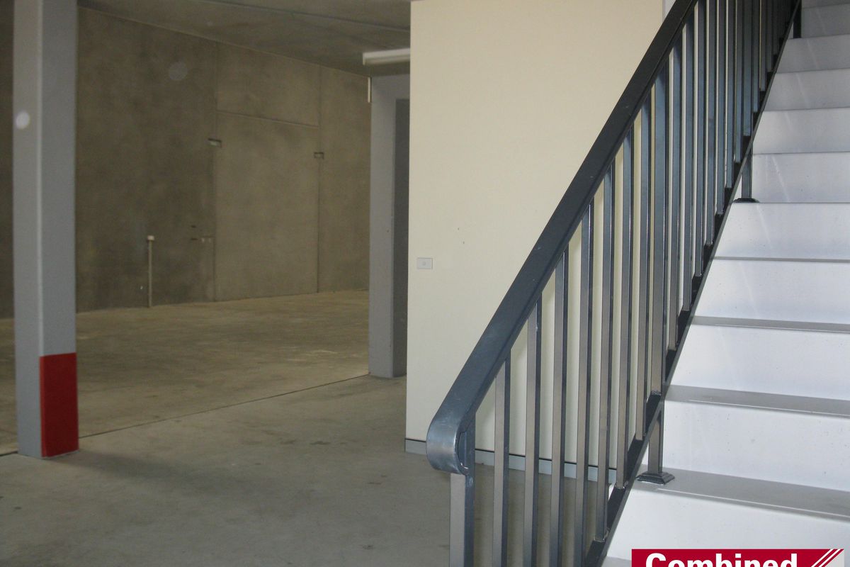 3 / 4 Orielton Road, Smeaton Grange