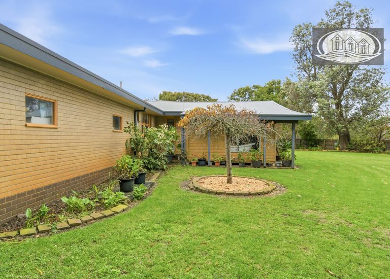 484 Bridgewater Road, Portland