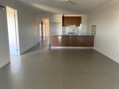 2 / 22 Berry Street , Caboolture South