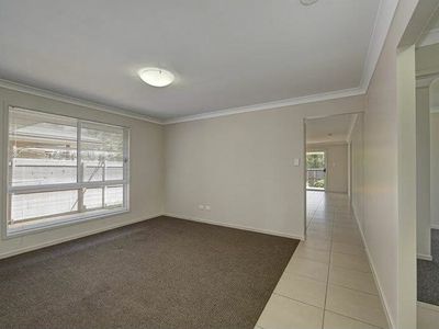76 Neville Drive, Branyan