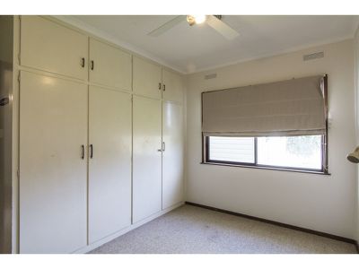 9 Queen Street, Horsham
