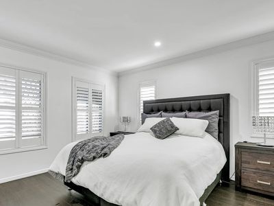 9 Snowy River Circuit, Forest Lake