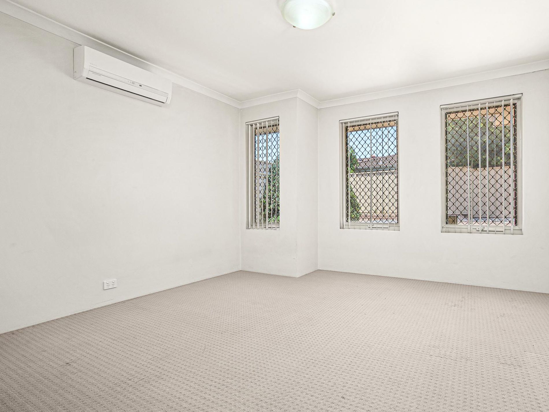 69C Bank Street, East Victoria Park