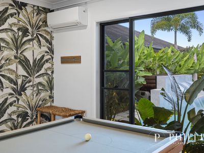 2566 Cressbrook Drive, Hope Island